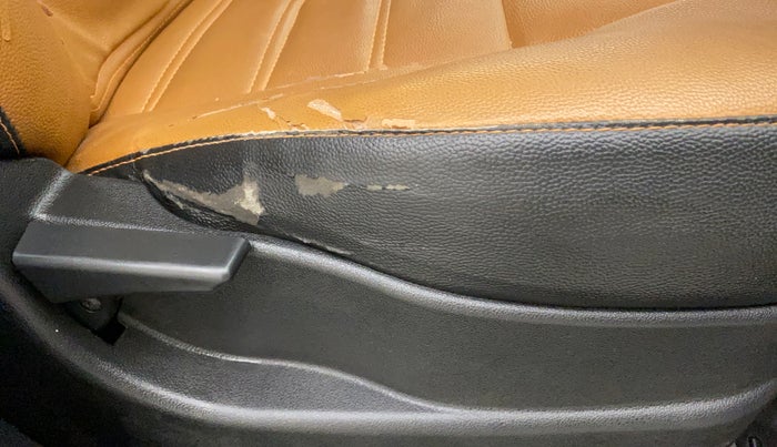 2017 Tata Tiago XE PETROL, Petrol, Manual, 36,644 km, Driver Side Adjustment Panel