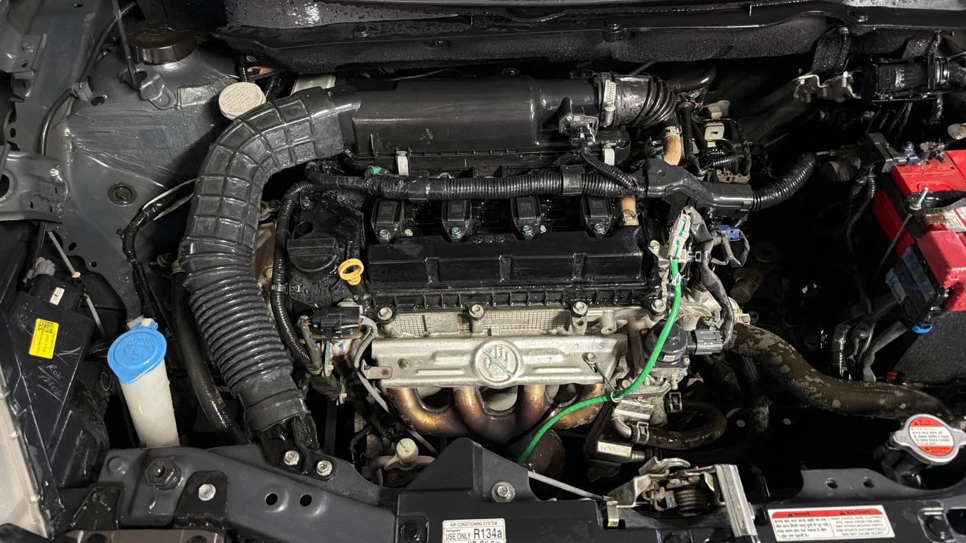 2022 Maruti Swift VXI, Petrol, Manual, 38,503 km, Engine View - Right