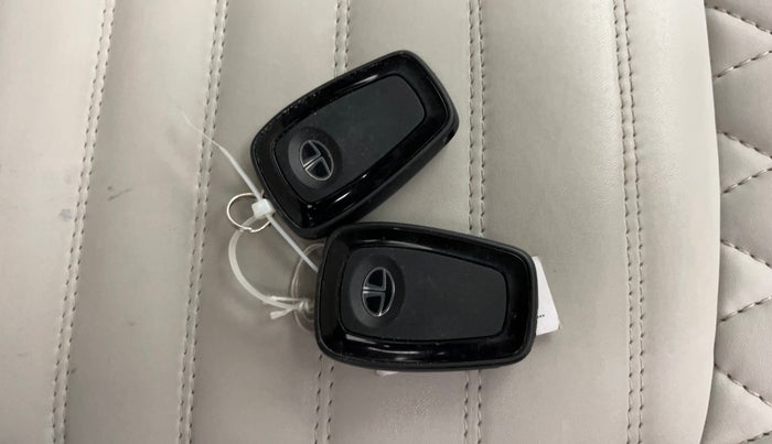 2022 Tata NEXON XZ PLUS (HS) PETROL, Petrol, Manual, 41,540 km, Key Close Up