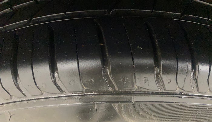 2021 Tata NEXON XZA PLUS (O) PETROL, Petrol, Automatic, 41,290 km, Right Rear Tyre Tread