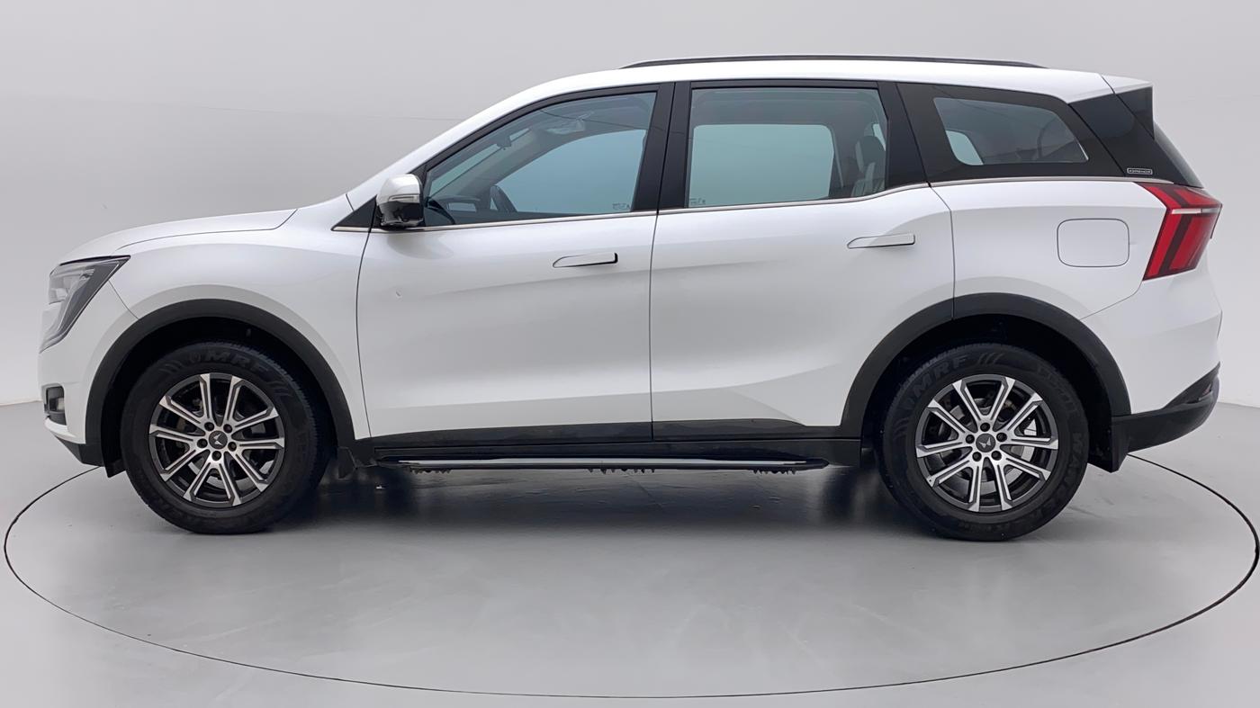 2021 Mahindra XUV700 AX 7 LUXURY P AT 7 STR, Petrol, Automatic, 38,824 km, Left Side