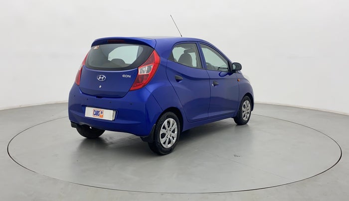 2017 Hyundai Eon MAGNA +, Petrol, Manual, 16,608 km, Right Back Diagonal