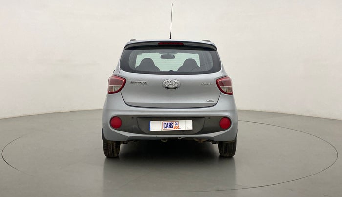 2018 Hyundai Grand i10 SPORTZ 1.2 KAPPA VTVT, Petrol, Manual, 28,081 km, Back/Rear