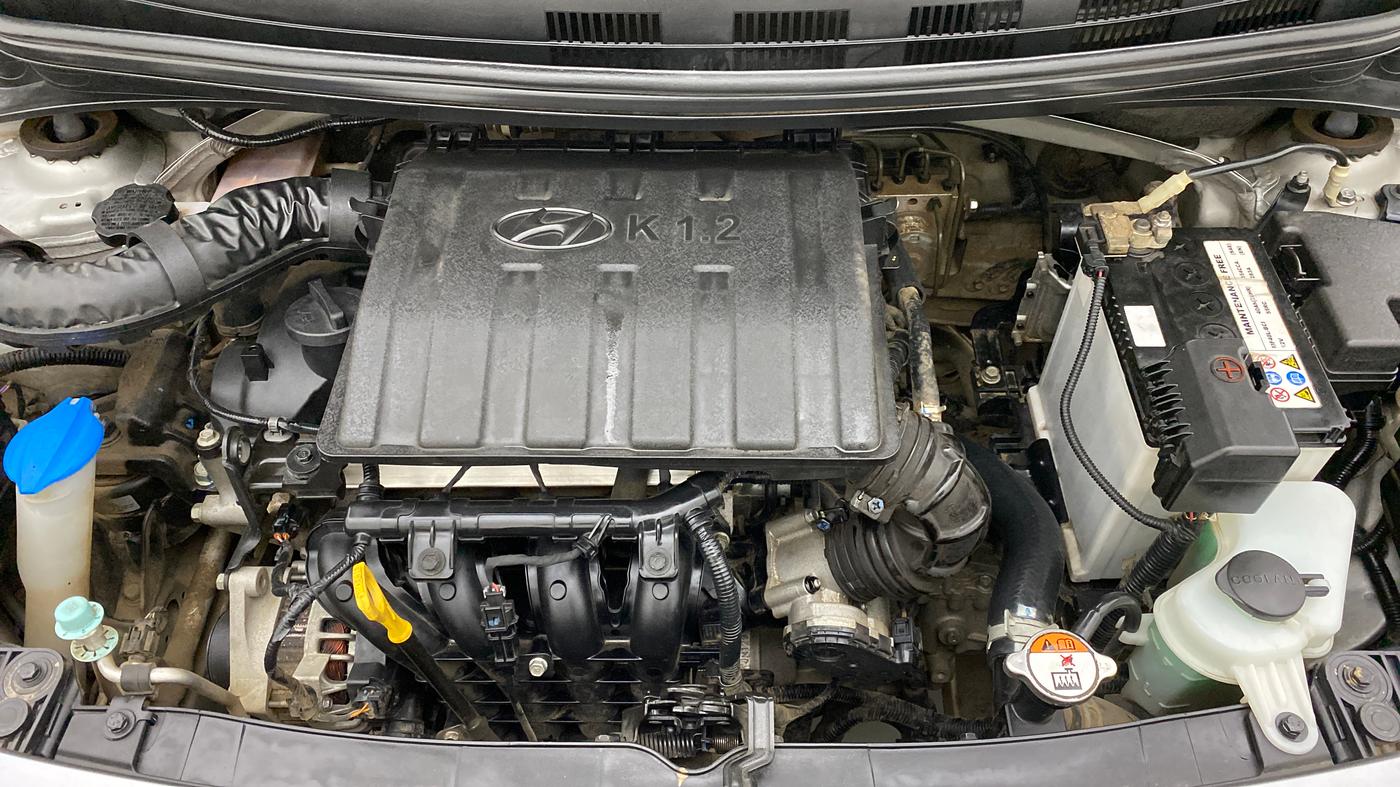 2018 Hyundai Grand i10 SPORTZ 1.2 KAPPA VTVT, Petrol, Manual, 28,081 km, Open Bonet