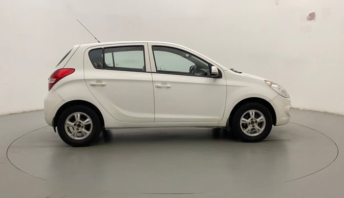 2011 Hyundai i20 SPORTZ (O) 1.2, Petrol, Manual, 95,664 km, Right Side