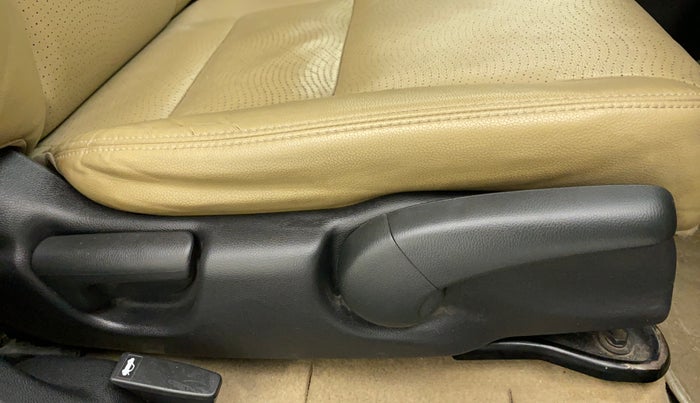 2014 Honda City 1.5L I-VTEC VX CVT, Petrol, Automatic, 84,879 km, Driver Side Adjustment Panel