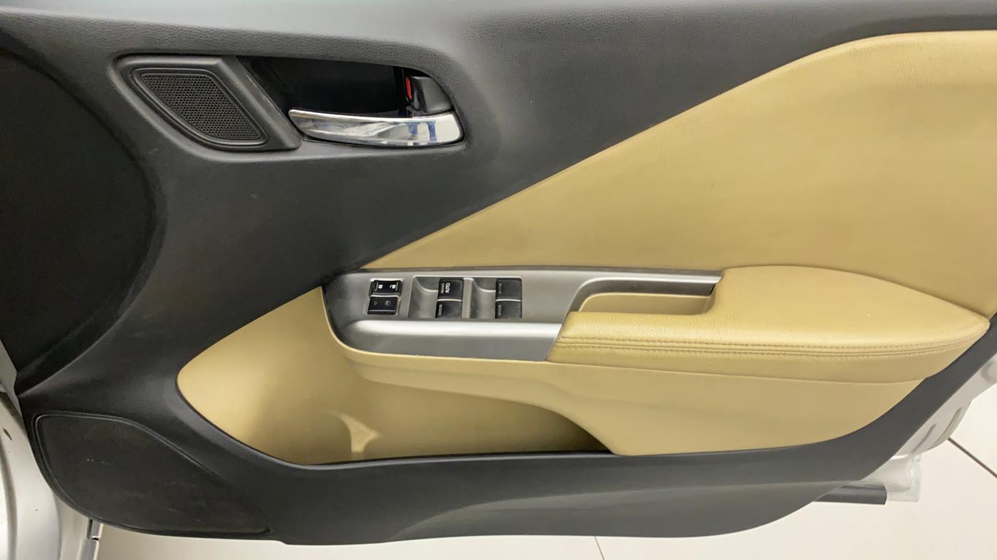2014 Honda City 1.5L I-VTEC VX CVT, Petrol, Automatic, 84,879 km, Driver Side Door Panels Control