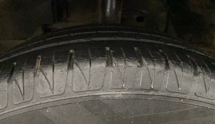 2020 Tata NEXON XZA PLUS SUNROOF PETROL, Petrol, Automatic, 89,178 km, Left Front Tyre Tread