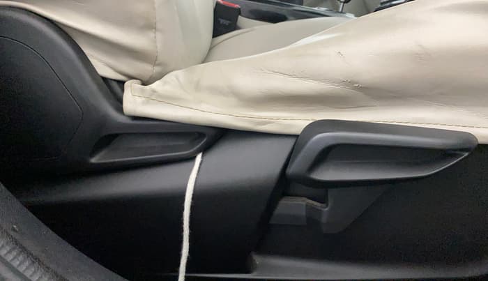 2020 Tata NEXON XZA PLUS SUNROOF PETROL, Petrol, Automatic, 89,178 km, Driver Side Adjustment Panel