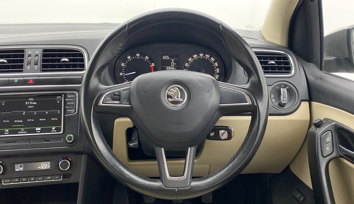 2017 Skoda Rapid STYLE 1.6 MPI MT, Petrol, Manual, 31,662 km, Steering Wheel Close Up