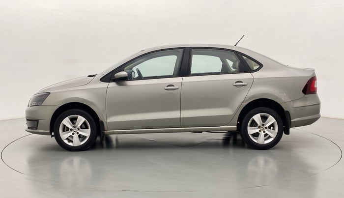 2017 Skoda Rapid STYLE 1.6 MPI MT, Petrol, Manual, 31,662 km, Left Side