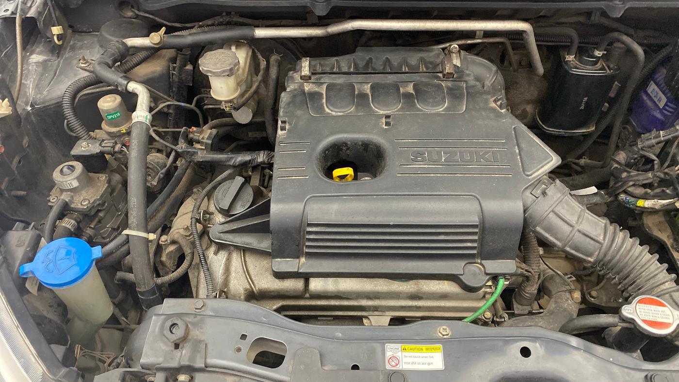 2015 Maruti Celerio ZXI, CNG, Manual, 43,476 km, Engine View - Right