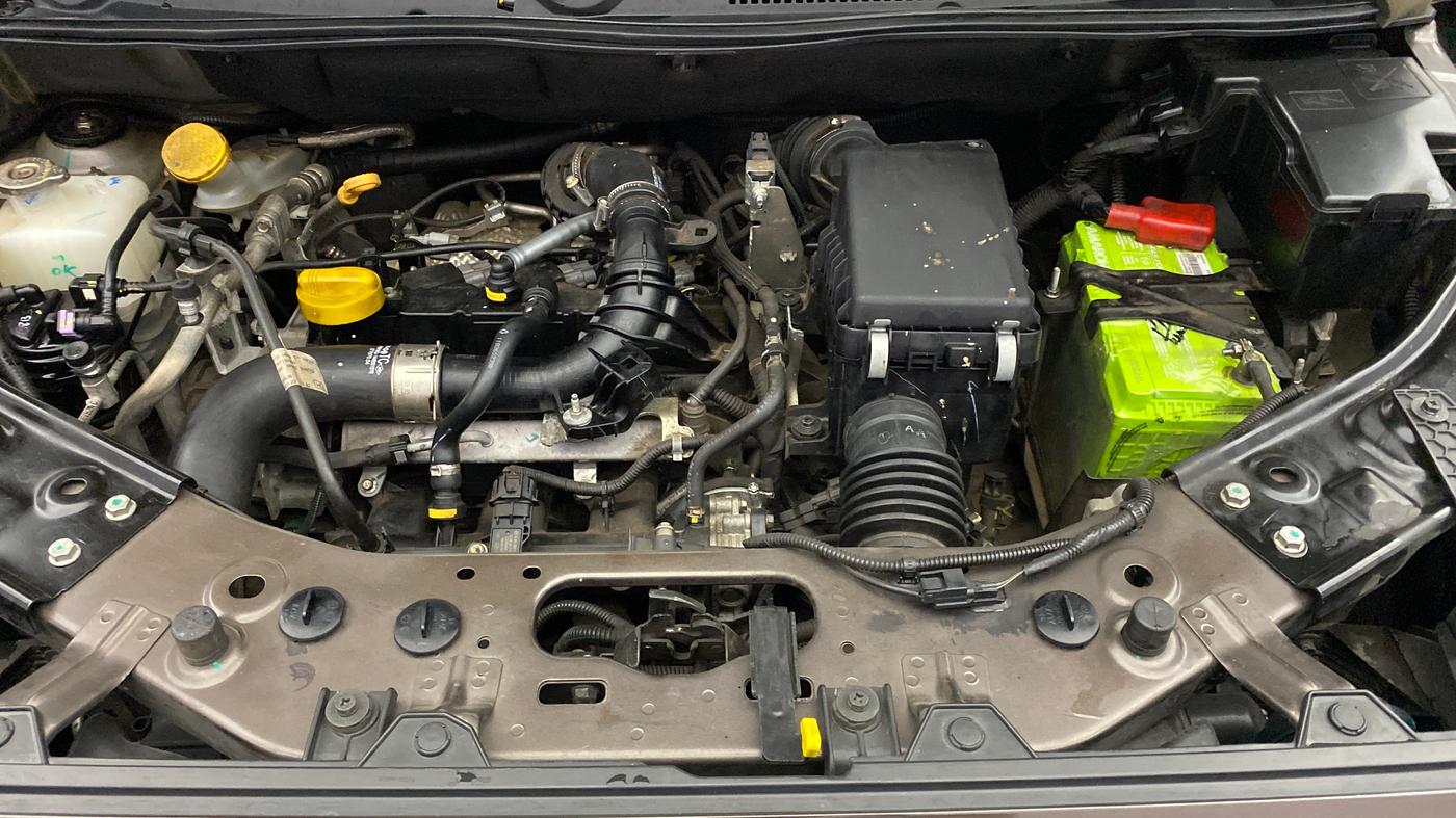 2023 Nissan MAGNITE XV TURBO, Petrol, Manual, 45,170 km, Engine View