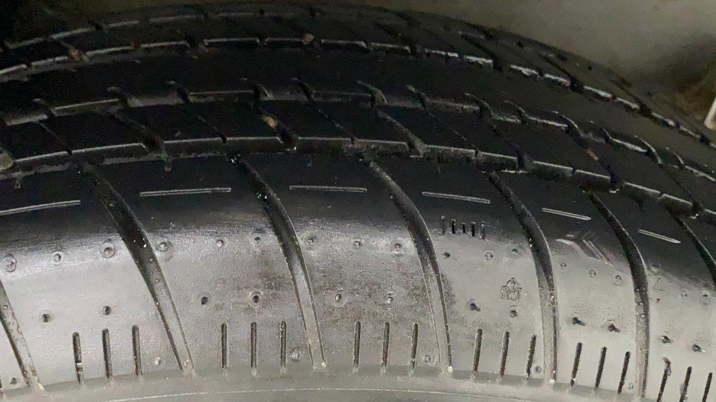 2021 Honda Amaze 1.2L I-VTEC E, Petrol, Manual, 6,964 km, Right Rear Tyre Tread