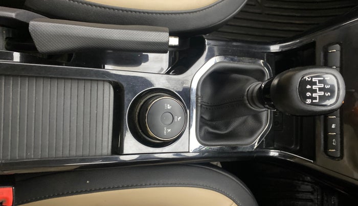 2022 Tata NEXON XZ PLUS PETROL KAZIRANGA, Petrol, Manual, 37,782 km, Gear Lever