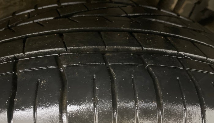 2022 Tata NEXON XZ PLUS PETROL KAZIRANGA, Petrol, Manual, 37,782 km, Left Rear Tyre Tread