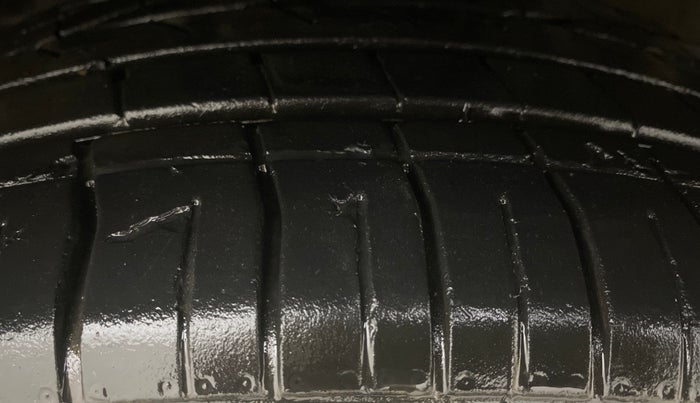 2022 Tata NEXON XZ PLUS PETROL KAZIRANGA, Petrol, Manual, 37,782 km, Right Front Tyre Tread