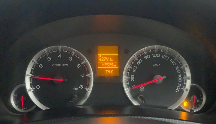 2015 Maruti Swift Dzire VXI, Petrol, Manual, 49,724 km, Odometer Image