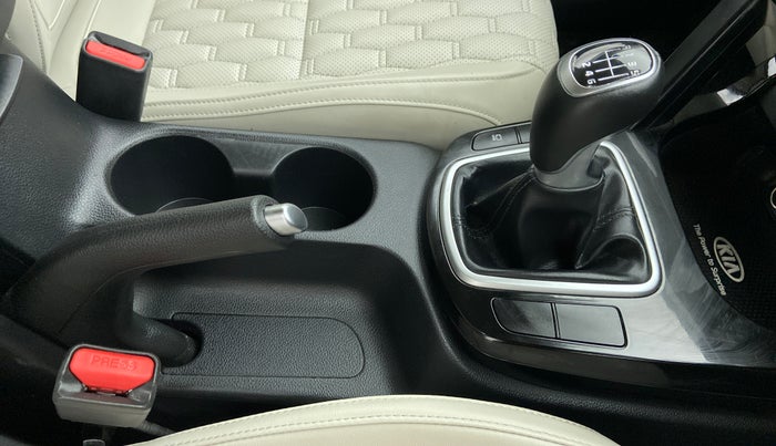 2019 KIA SELTOS HTX 1.5 PETROL MT, Petrol, Manual, 19,207 km, Gear Lever