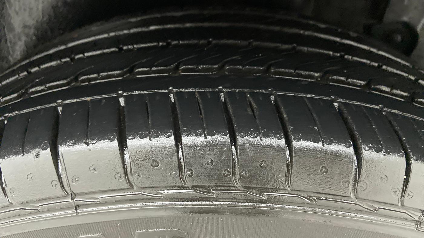 2019 KIA SELTOS HTX 1.5 PETROL MT, Petrol, Manual, 19,207 km, Left Rear Tyre Tread