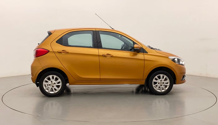 2016 Tata Tiago XZ PETROL, Petrol, Manual, 93,014 km, Right Side View