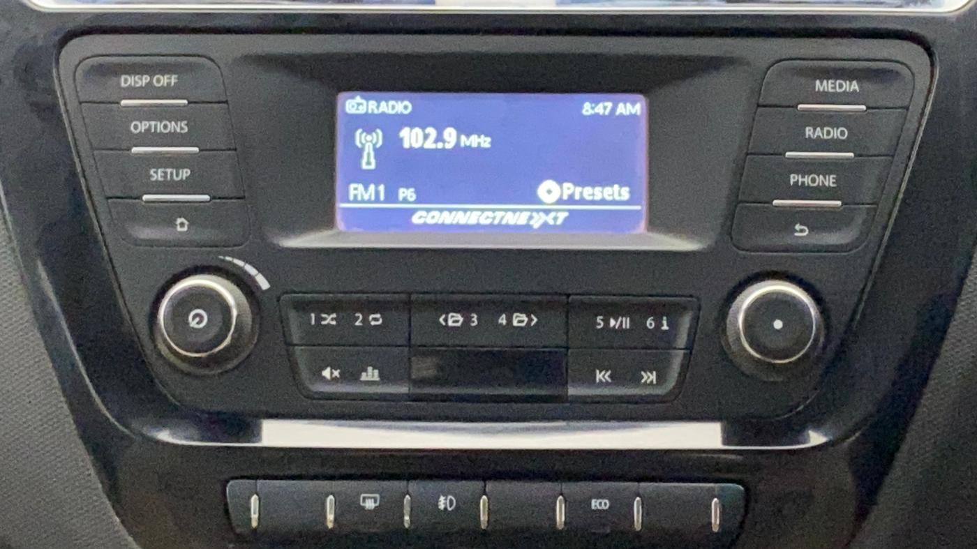 2016 Tata Tiago XZ PETROL, Petrol, Manual, 93,014 km, Infotainment System