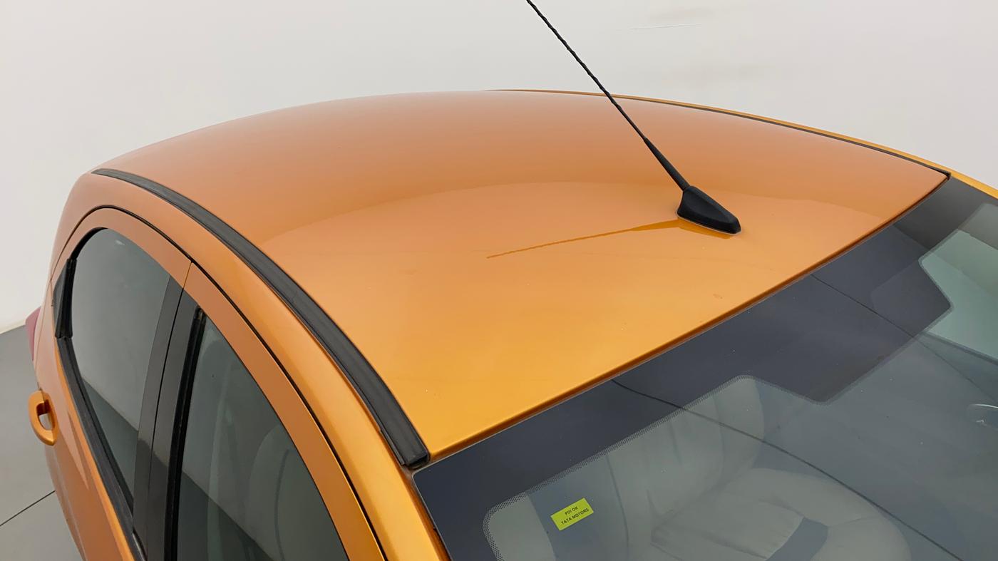2016 Tata Tiago XZ PETROL, Petrol, Manual, 93,014 km, Roof