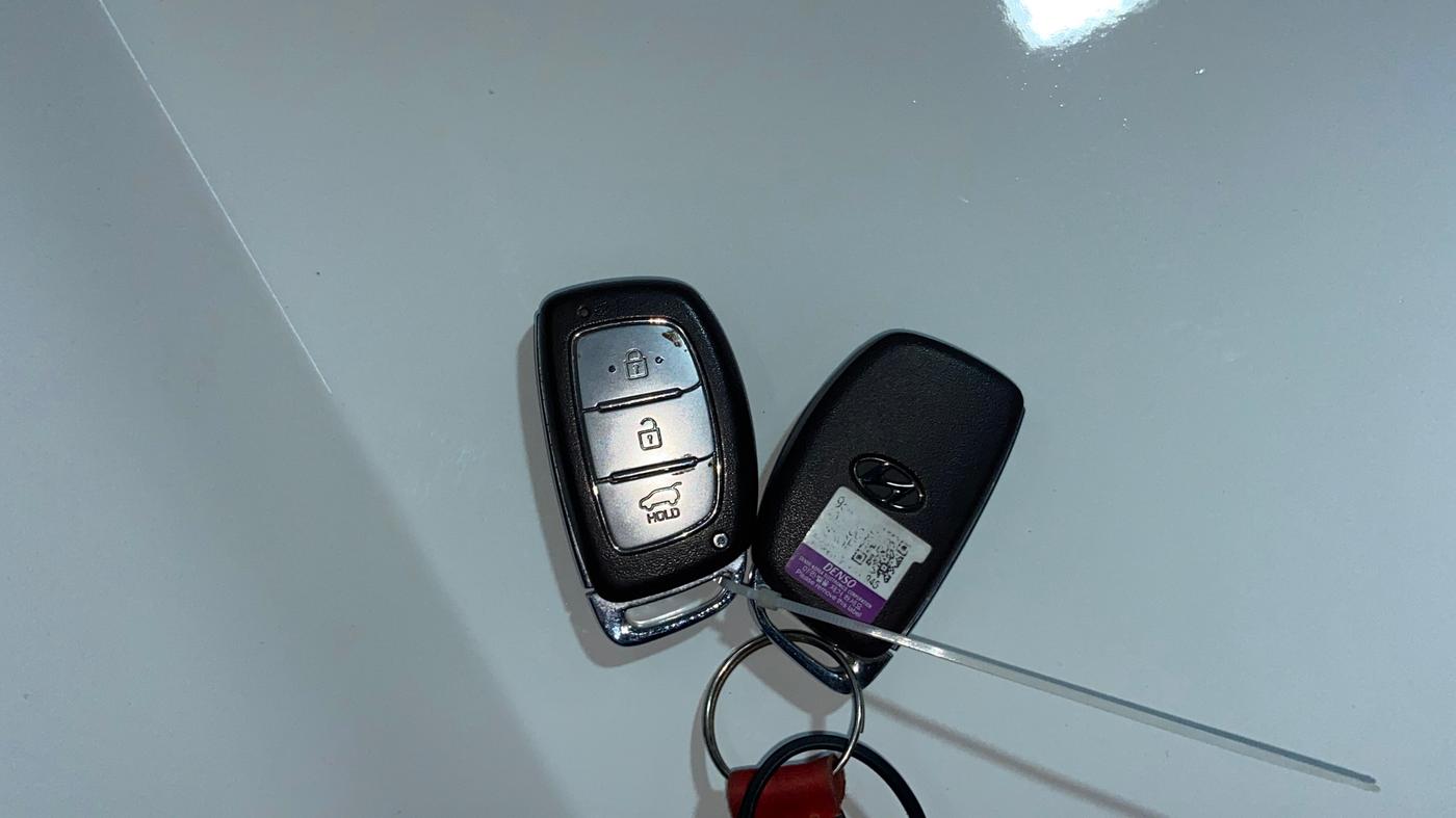 2018 Hyundai Creta SX AT 1.6 PETROL, Petrol, Automatic, 37,872 km, Key Close Up