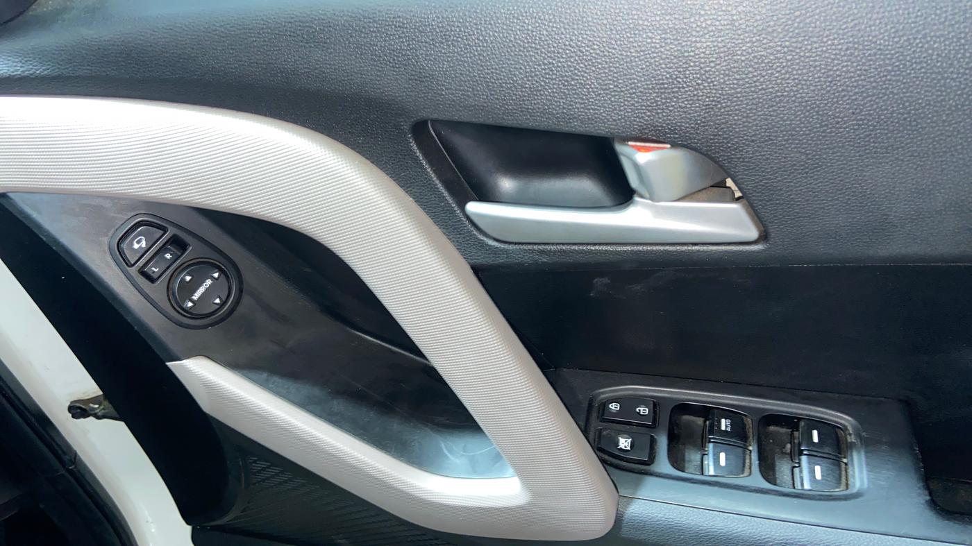 2018 Hyundai Creta SX AT 1.6 PETROL, Petrol, Automatic, 37,872 km, Driver Side Door Panels Control