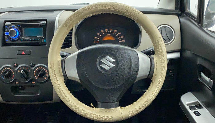 2013 Maruti Wagon R 1.0 LXI, Petrol, Manual, 48,403 km, Steering Wheel Close Up