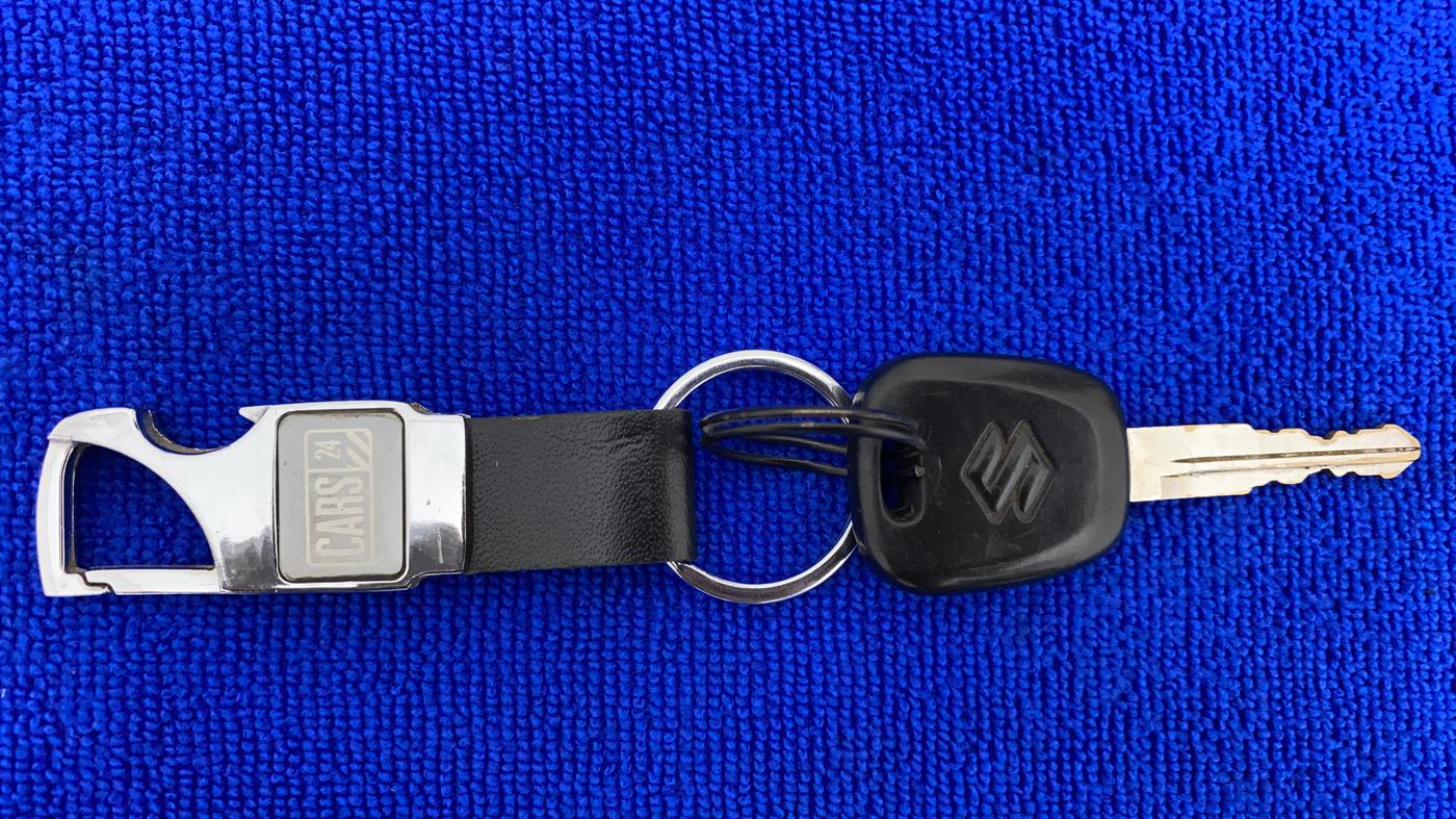 2013 Maruti Wagon R 1.0 LXI, Petrol, Manual, 48,403 km, Key Close Up