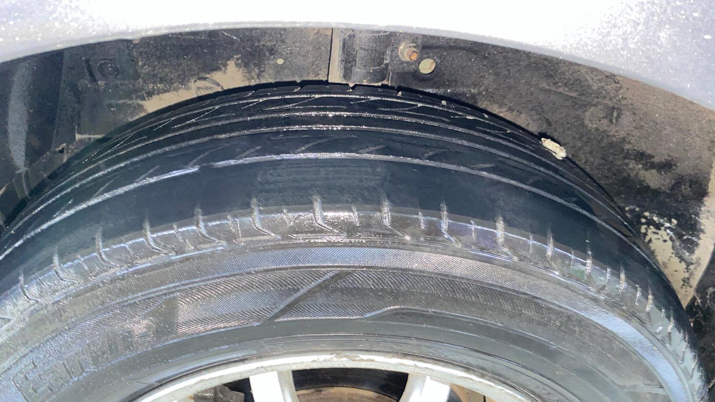 2013 Maruti Swift Dzire VDI, Diesel, Manual, 1,06,392 km, Left Front Tyre Tread