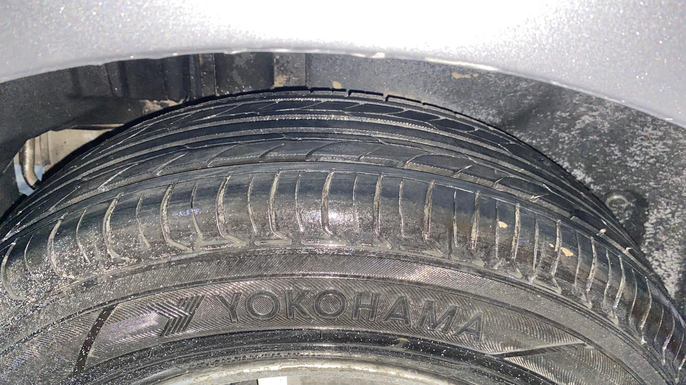 2013 Maruti Swift Dzire VDI, Diesel, Manual, 1,06,392 km, Right Rear Tyre Tread