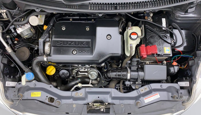 2017 Maruti Ertiga ZDI PLUS SHVS, Diesel, Manual, 39,173 km, Engine Bonet View