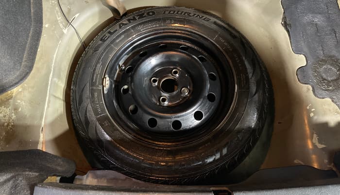 2014 Maruti Swift Dzire VXI, Petrol, Manual, 58,100 km, Spare Tyre
