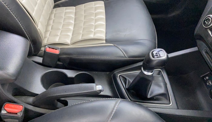 2016 Hyundai Elite i20 ASTA 1.2 (O), Petrol, Manual, 52,445 km, Gear Lever