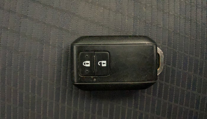 2021 Maruti Baleno ZETA PETROL 1.2, Petrol, Manual, 46,222 km, Key Close Up