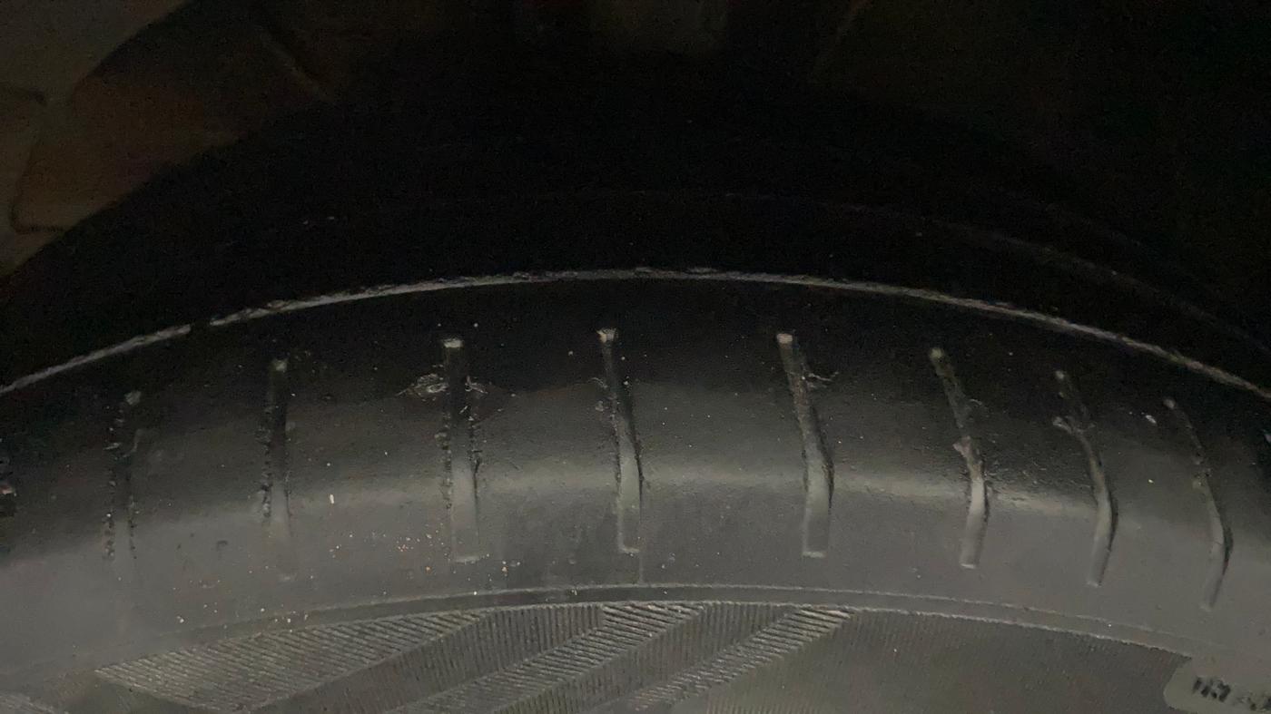 2021 Maruti Baleno ZETA PETROL 1.2, Petrol, Manual, 46,252 km, Left Front Tyre Tread