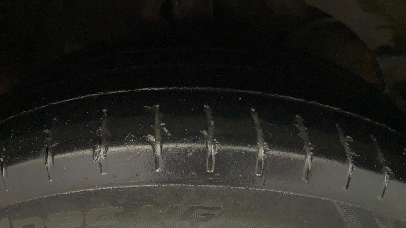 2021 Maruti Baleno ZETA PETROL 1.2, Petrol, Manual, 46,252 km, Right Front Tyre Tread