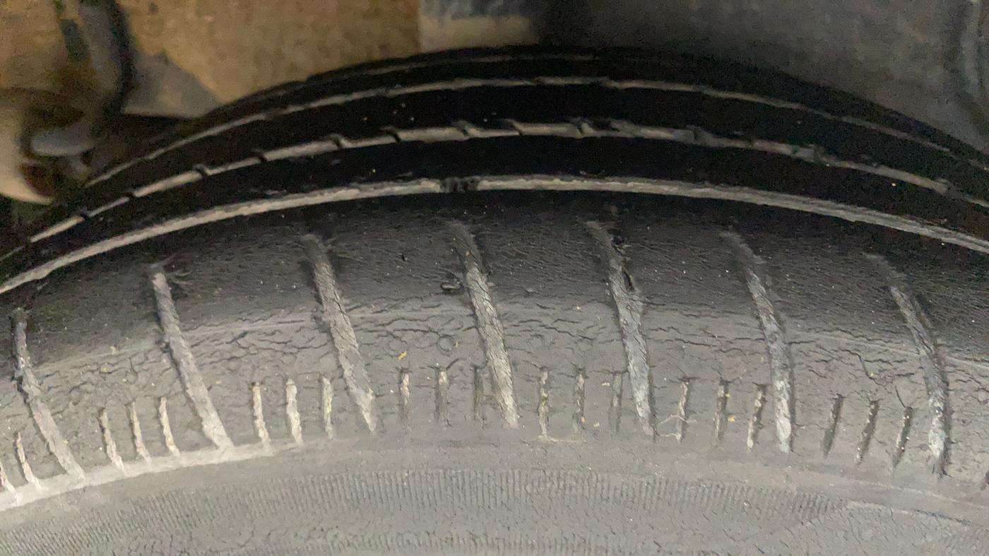 2018 Maruti Celerio ZXI AMT (O), Petrol, Automatic, 43,307 km, Right Rear Tyre Tread