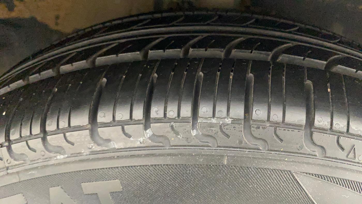 2018 Maruti Celerio ZXI AMT (O), Petrol, Automatic, 43,307 km, Right Front Tyre Tread