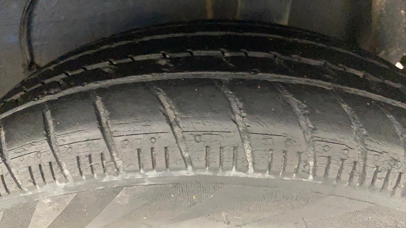 2018 Maruti Celerio ZXI AMT (O), Petrol, Automatic, 43,307 km, Left Rear Tyre Tread