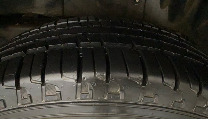 2024 Mahindra BOLERO NEO N 4, Diesel, Manual, 13,269 km, Left Rear Tyre Tread