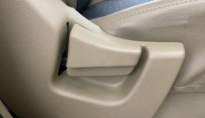 2024 Mahindra BOLERO NEO N 4, Diesel, Manual, 13,269 km, Driver Side Adjustment Panel