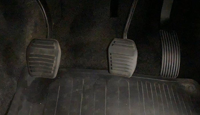 2024 Mahindra BOLERO NEO N 4, Diesel, Manual, 13,269 km, Pedals