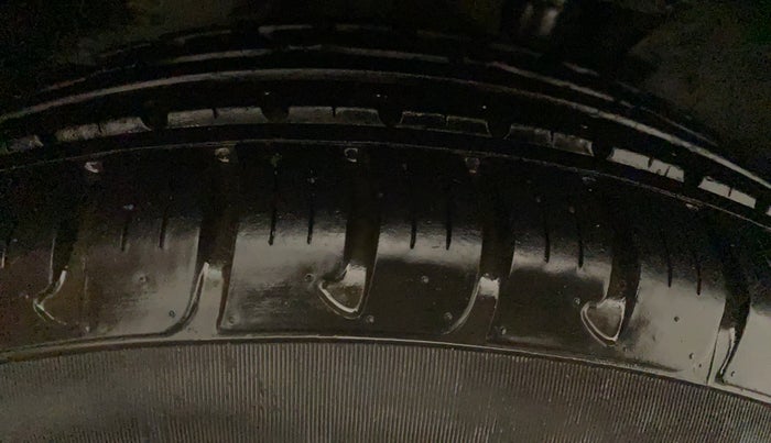 2016 Nissan Terrano XL (P), Petrol, Manual, 64,162 km, Right Rear Tyre Tread