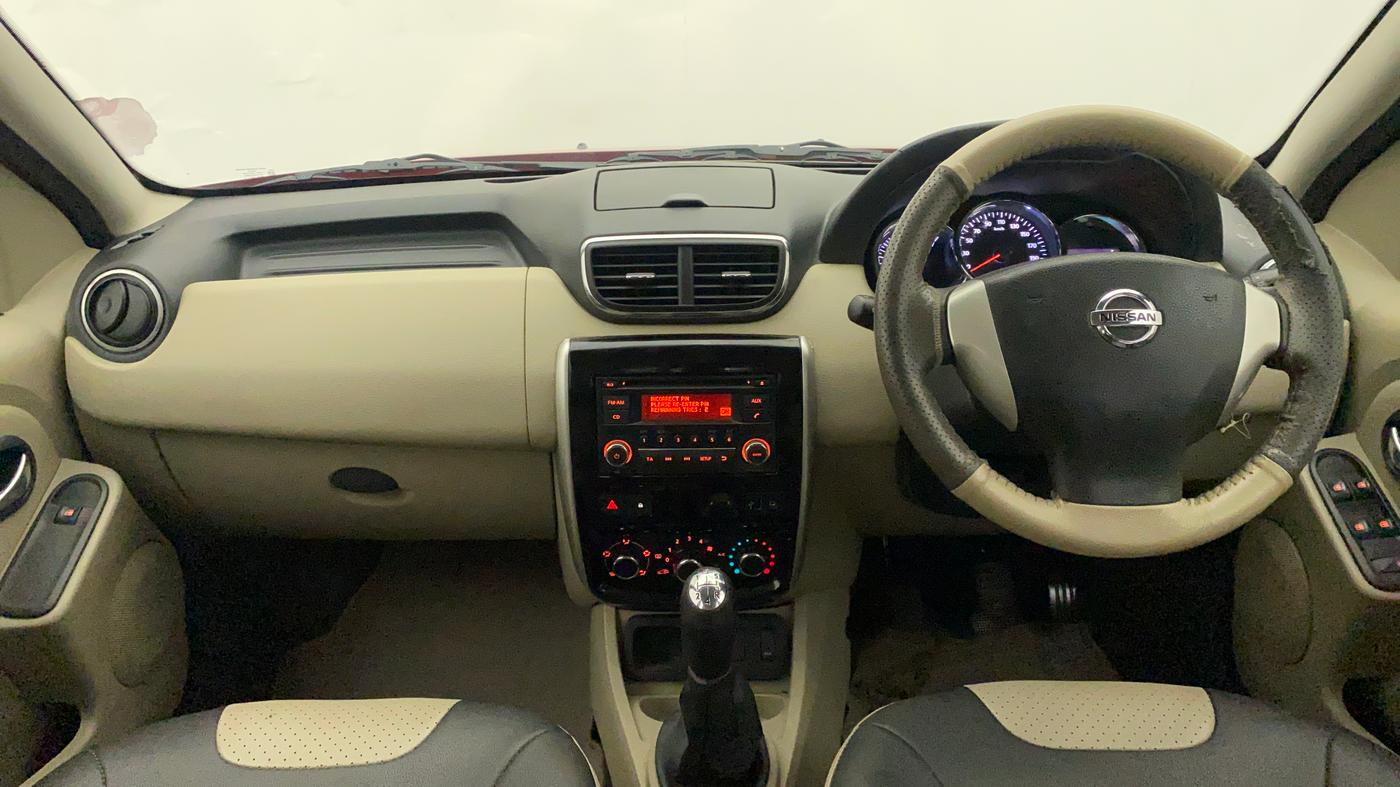 2016 Nissan Terrano XL (P), Petrol, Manual, 64,162 km, Dashboard