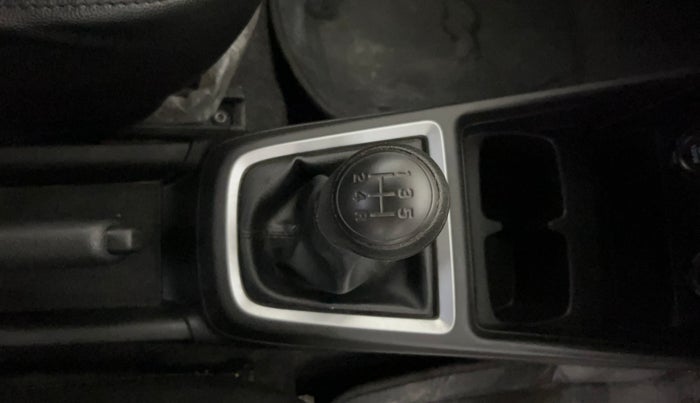 2021 Maruti Swift LXI, Petrol, Manual, 50,714 km, Gear Lever