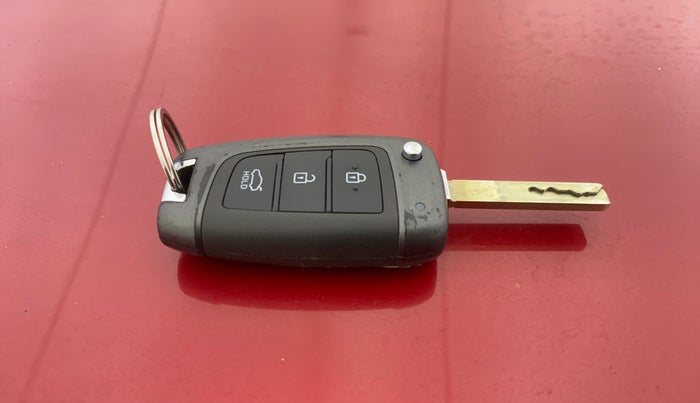 2020 Hyundai Verna S 1.5 PETROL MT, Petrol, Manual, 54,779 km, Key Close Up