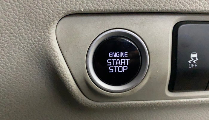 2022 KIA CARENS PRESTIGE PLUS 1.4 PETROL 7 STR, Petrol, Manual, 36,541 km, Keyless Start/ Stop Button